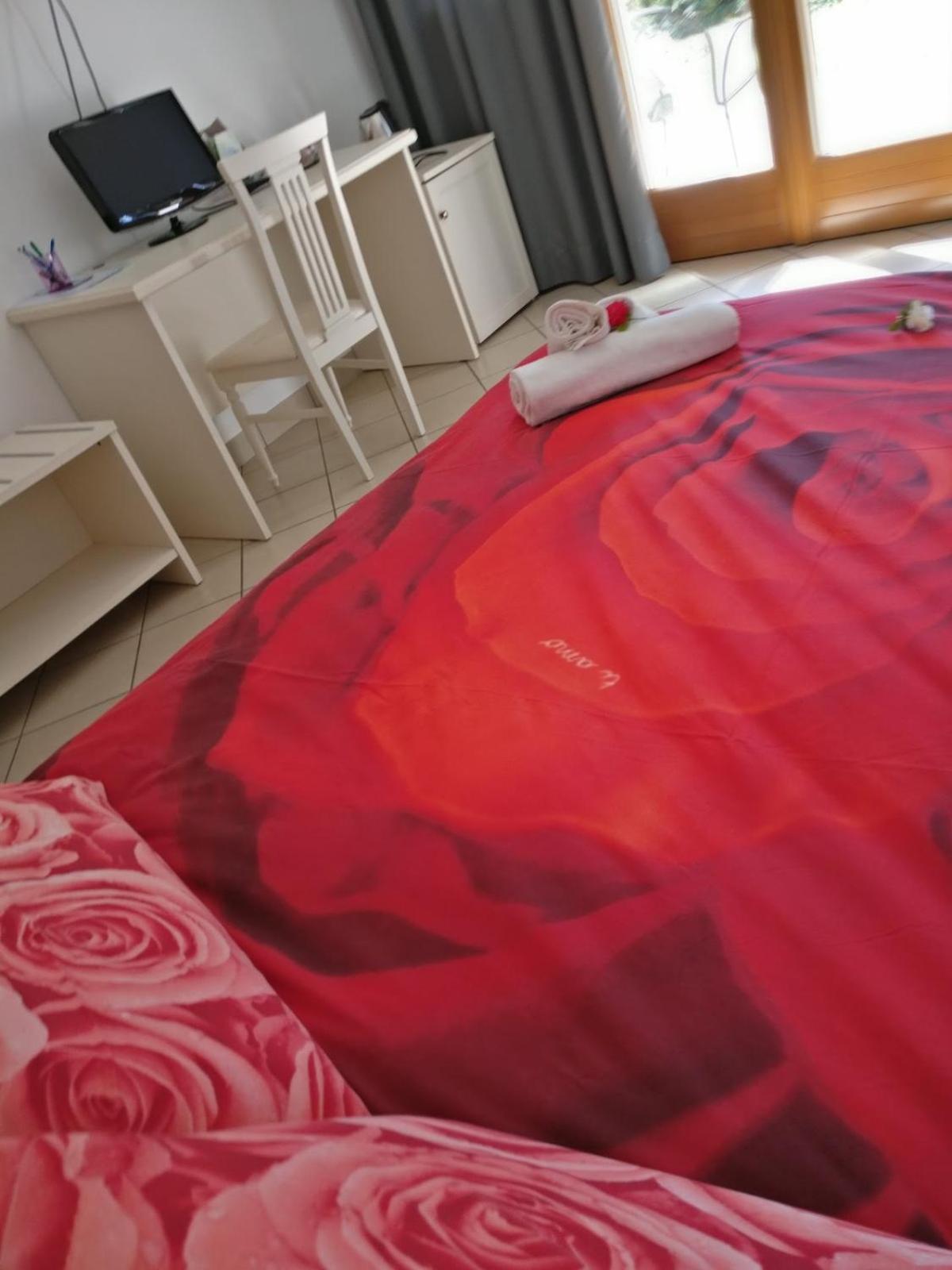 Agriturismo Nonna Bettina Moniga del Garda Rum bild