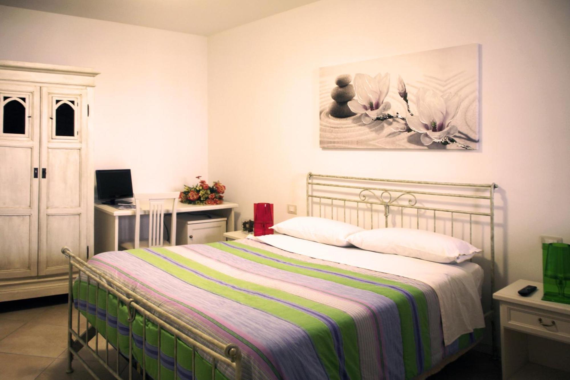 Agriturismo Nonna Bettina Moniga del Garda Rum bild