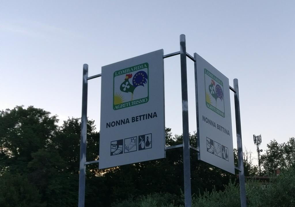 Agriturismo Nonna Bettina Moniga del Garda Exteriör bild